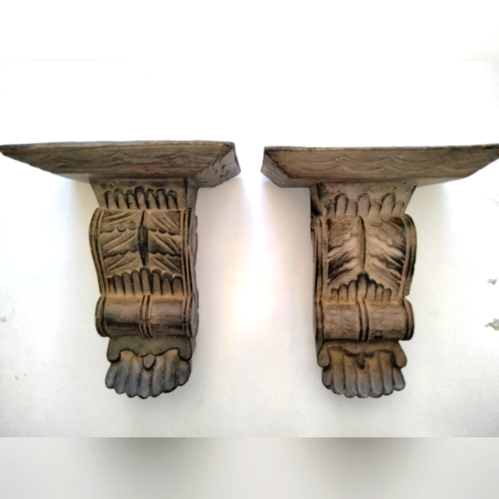 Pair of Three Hands Corp wall brackets